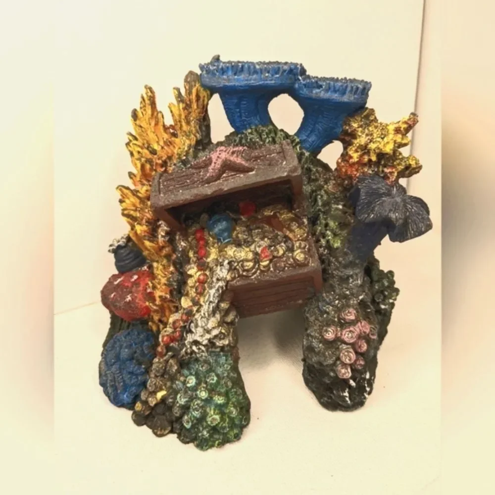 Resin Aquarium Ornament Rocks Corral Treasure Chest Aquarium Landscape Z-1